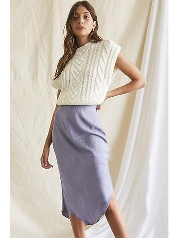 Dolphin-hem Skirt